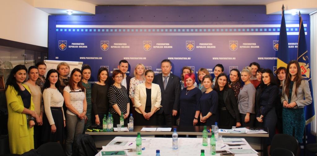 „Justiţie prin instruire continuă”